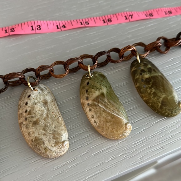 Vintage abalone shell necklace - Picture 9 of 9